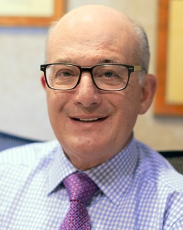 Massapequa Park dentist Dr. Allan S. Mohr