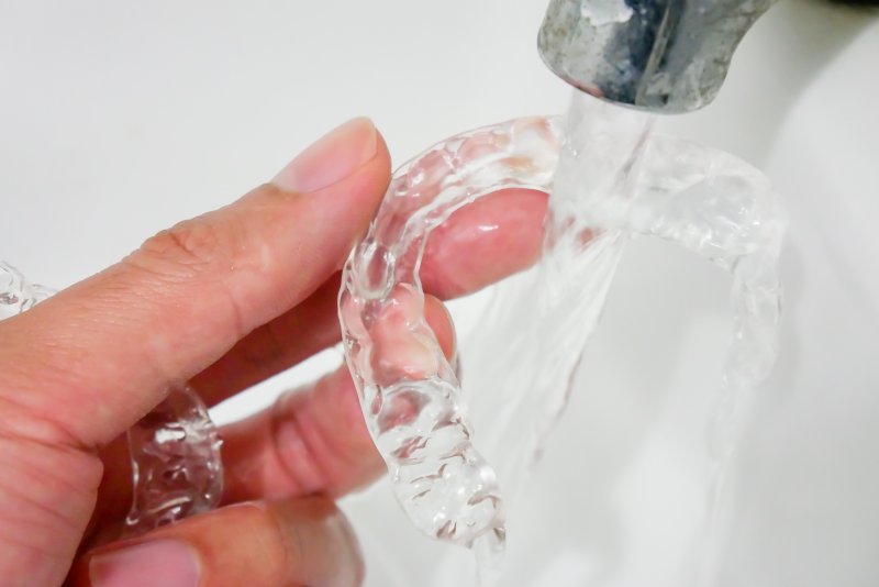 Crystal Clear: The Easiest Way to Clean Your Invisalign Trays